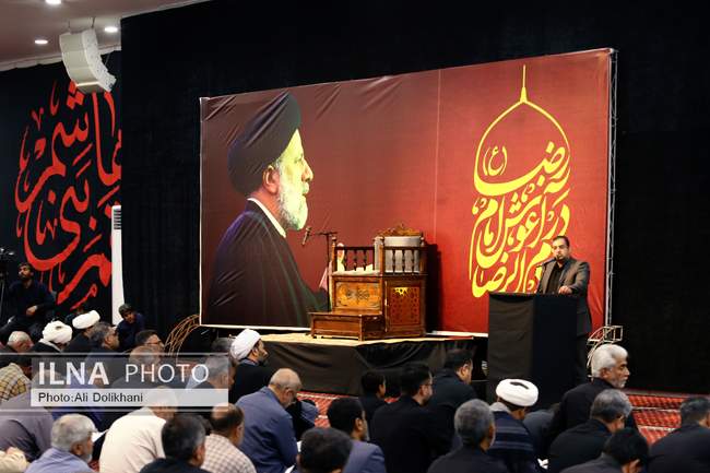 مراسم گرامی داشت شهادت رئیس جمهور و همراهان در بندرعباس