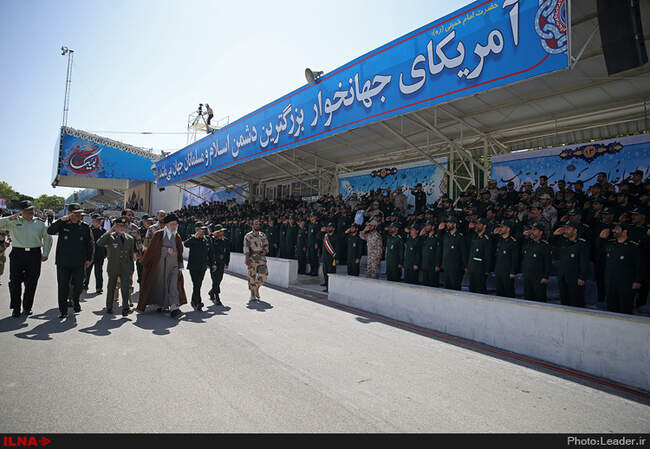 مراسم دانش‌آموختگی دانشجویان دانشگاه امام حسین(ع) با حضور فرمانده کل قوا