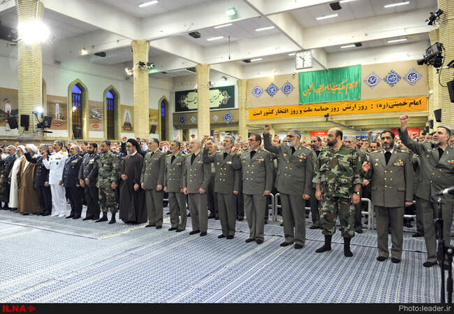 دیدار جمعی از فرماندهان و کارکنان ارتش با رهبرمعظم انقلاب اسلامی
