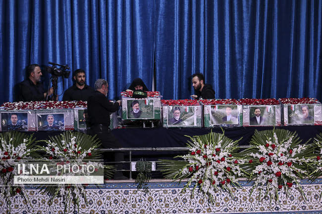 مراسم وداع با پیکر رئیس جمهور و شهدای خدمت در مصلی تهران