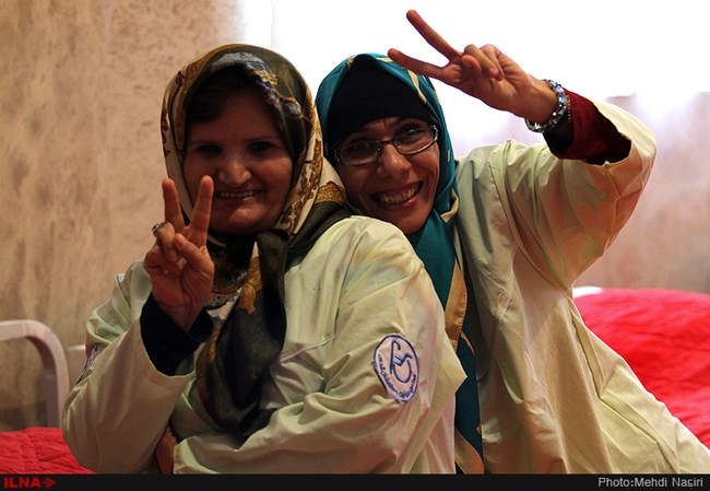 دیدار رئیس جمهور از خانه سالمندان و معلولین مجتمع قدس