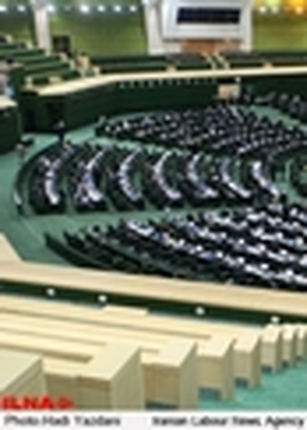 انتقاد نمایندگان استان مازندران از کم توجهی به مشکلات ناشی از بحران برف گرفتگی
