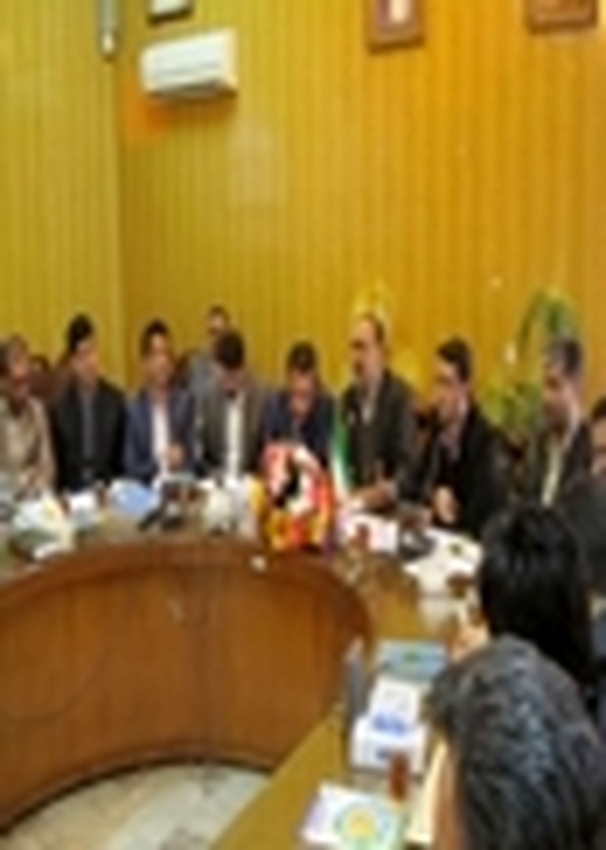 در ایام نوروز روسای ادارات حق ترک حوزه ماموریت خود را ندارند