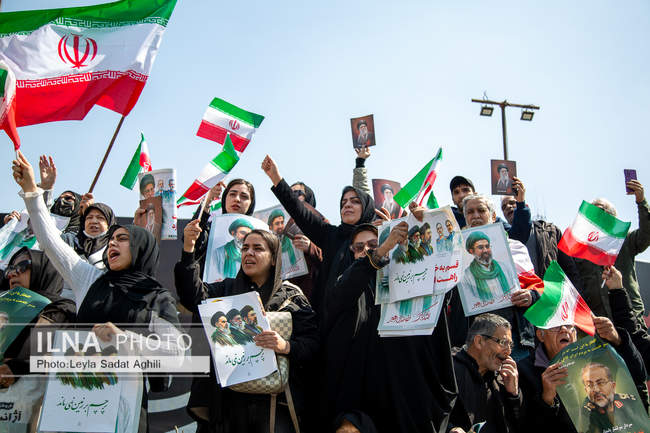 مراسم تشییع پیکر مطهر شهدای ناوشکن دنا / 1