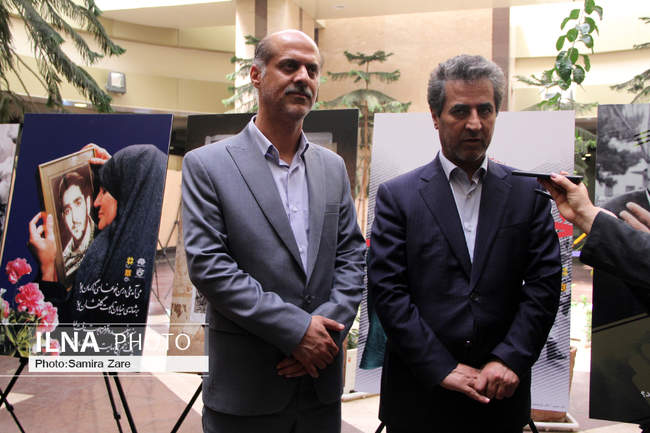 افتتاح نمایشگاه دفاع مقدس درایستگاه نمازی مترو باحضورشهردار شیراز
