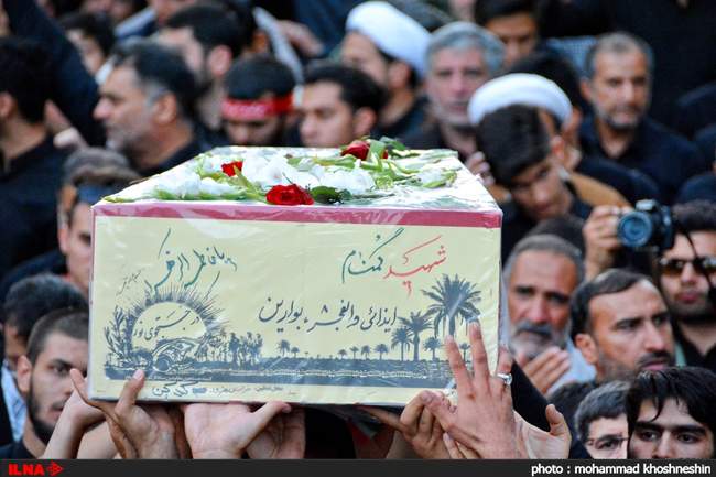 تشییع پیکر مطهر 9 شهید گمنام دفاع مقدس و 2 شهید مدافع حرم در مشهد مقدس