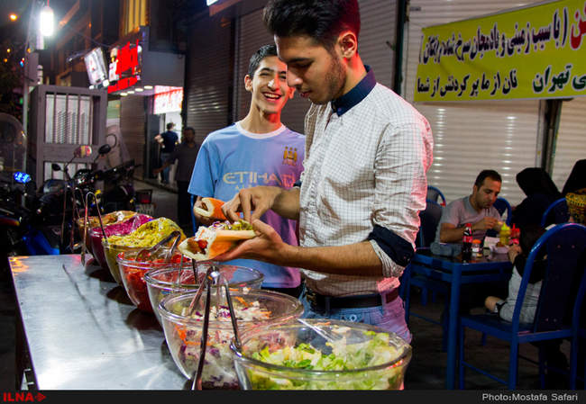 حال و هوای تهران در شب های ماه مبارک رمضان