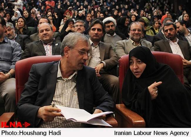 همایش تجلیل از گارگران نمونه زن با حضور آیت الله هاشمی رفسنجانی