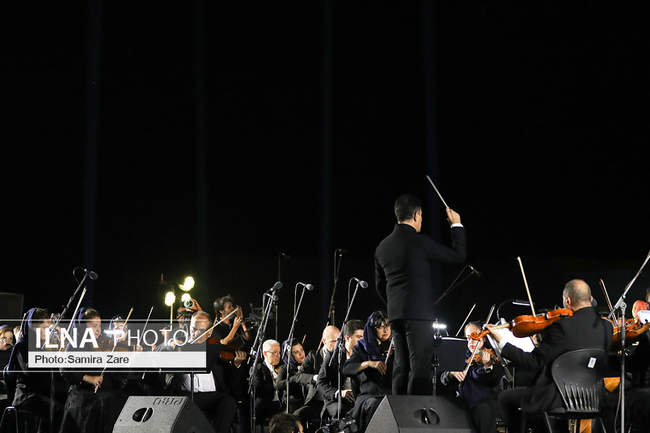 ارکستر سمفونیک فیلارمونیک ارمنستان در تخت جمشید