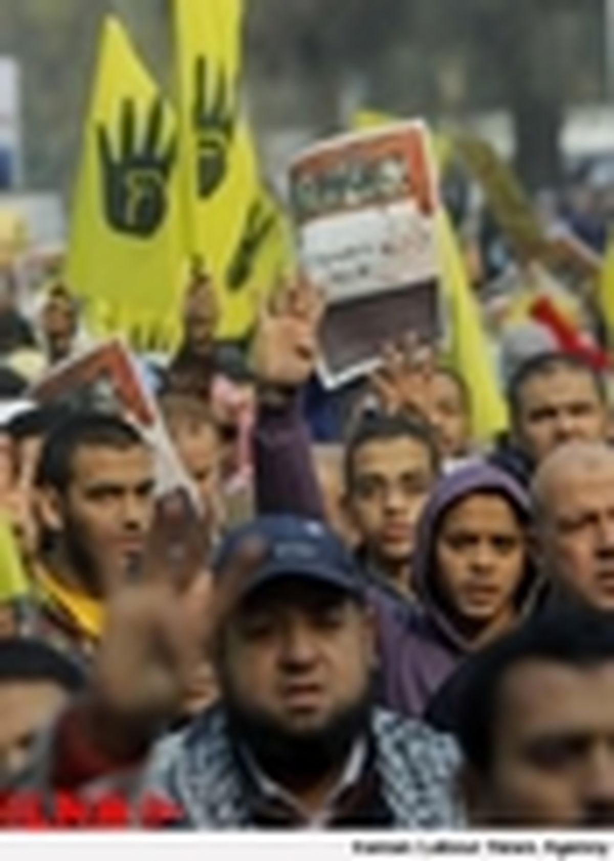 هواداران مرسی همزمان با محاکمه وی تظاهرات می‌کنند