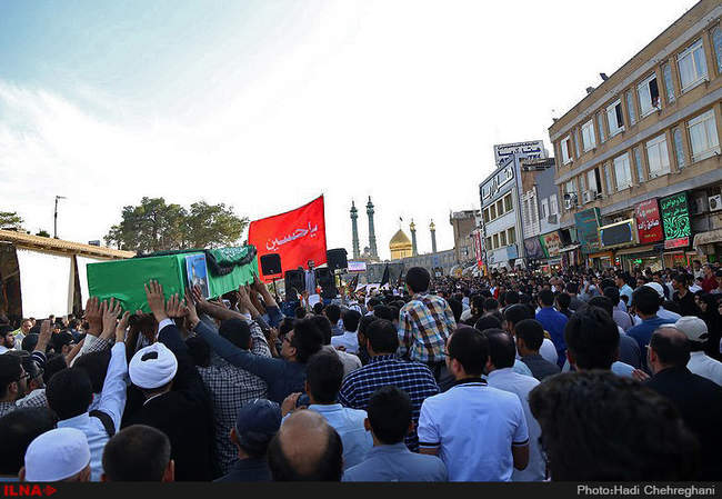 مراسم تشییع پیکر شهید مدافع حرم در قم