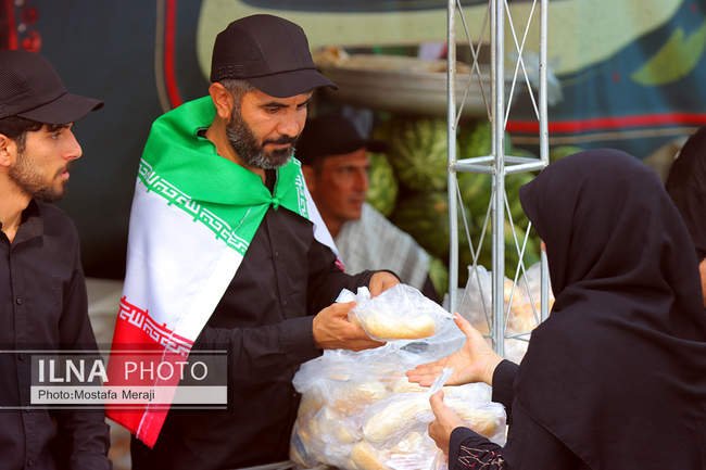خدمت رسانی هلدینگ صنایع و معادن غدیر به عزاداران رهبر شهید در قم