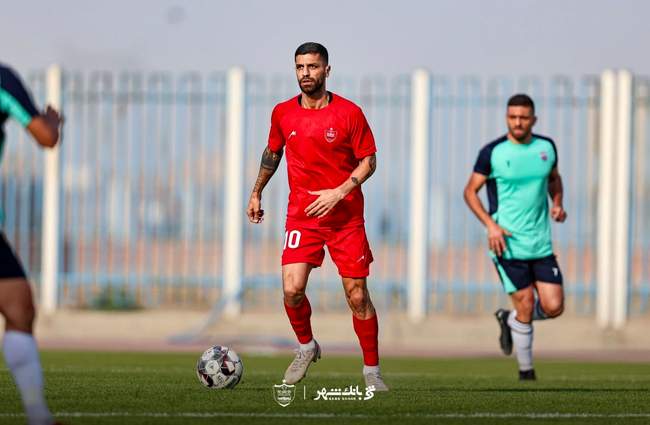 گزارش تصویری از دیدار دوستانه پرسپولیس و آریو اسلامشهر