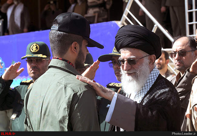 حضور فرمانده کل قوا در مراسم دانش‌آموختگی دانشجویان دانشگاه‌های افسری ارتش