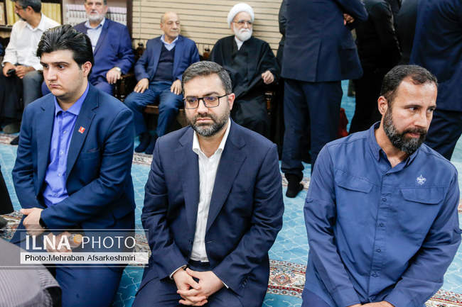 مراسم ختم مادر رئیس جمعیت هلال احمر 