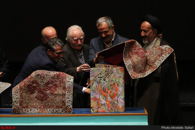 آیین نکوداشت محمود فرشچیان به همراه رونمایی از آثار وی