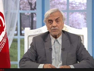 هاشمی‌طبا با انتشار عکسی خاطره‌انگیز، به محمدعلی نجفی تبریک گفت + تصویر