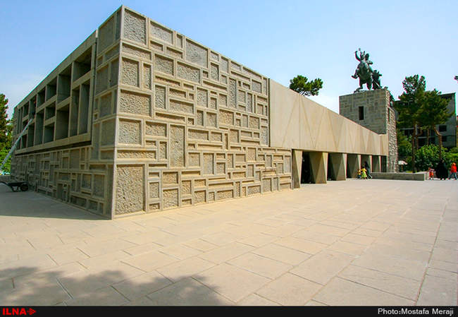 موزه و مقبره نادر شاه افشار در شهر مشهد