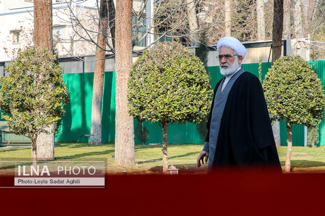 حاشیه جلسه هیئت دولت