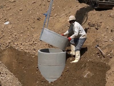 تعمیر و مرمت دو رشته قنات روستاهای تنورچه و دهمیان کوهسرخ در خراسان‌رضوی