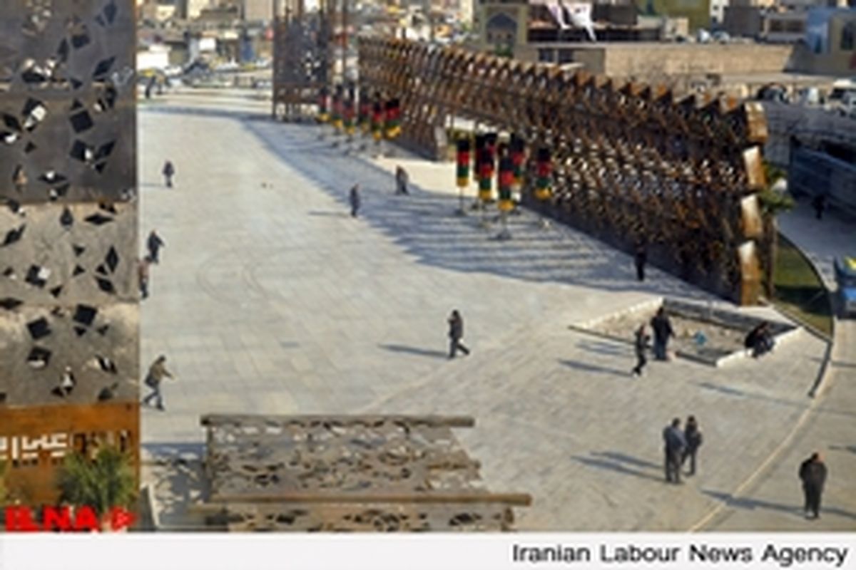 زیباسازی میدان امام حسین(ع) با زندگی اجتماعی مردم تطابق ندارد