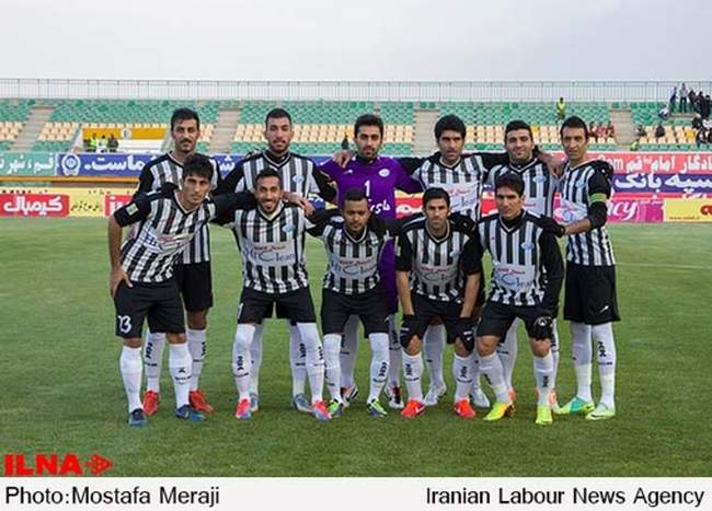 بازی صبای قم و سپاهان اصفهان در ورزشگاه یادگار امام شهر قم