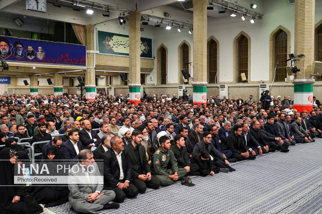 مراسم بزرگداشت شهید رئیسی و شهدای پرواز اردیبهشت با حضور رهبر انقلاب