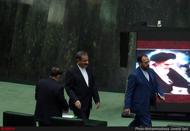 استیضاح وزیر راه و شهرسازی در جلسه امروز مجلس شورای اسلامی