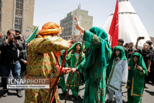 مراسم خیمه‌سوزان ظهر عاشورا در چهارراه گلوبندک تهران /2