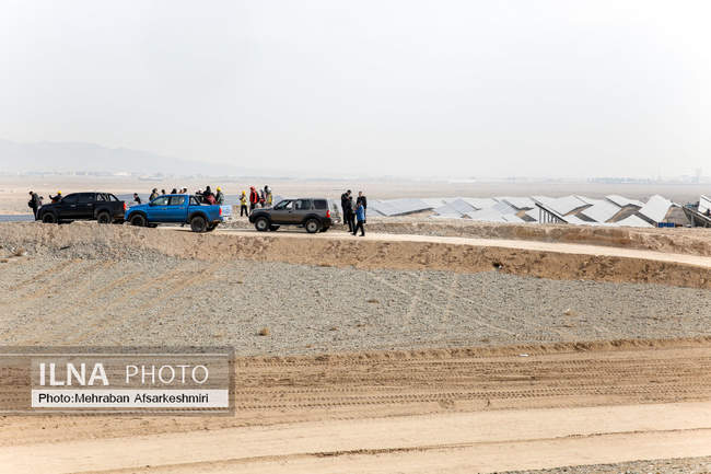 بازدید اصحاب رسانه از نیروگاه خورشیدی