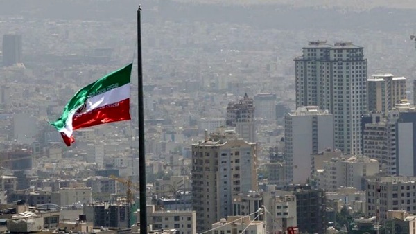 وزش باد شدید درغرب و نیمه‌جنوبی تهران