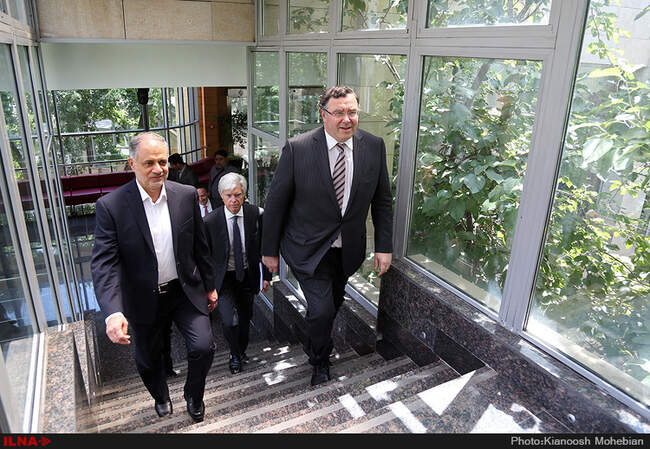 امضای قرارداد نفتی 4.8 میلیارد دلاری توتال فرانسه با ایران