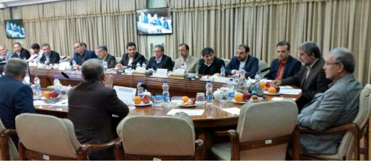 جلسه شورای عالی کار برای تعیین دستمزد کارگران در سال ۹۷ برگزار شد