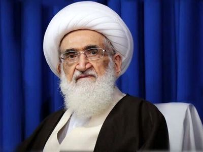 در معرفی رهبری نظام تسریع کنید