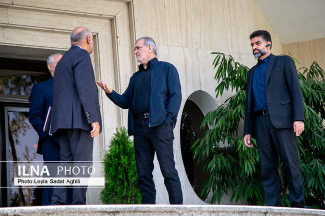 اولین حاشیه جلسه هیات دولت چهاردهم - ۱۱مهر