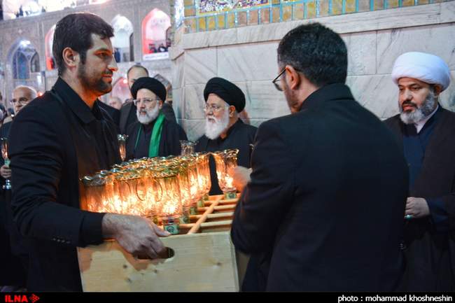 آئین خطبه خوانی شب شهادت امام رضا (ع) در حرم مطهر رضوی