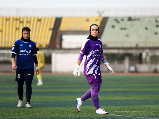 گزارش تصویری از دیدار تیم‌های ملوان و گل گهر سیرجان