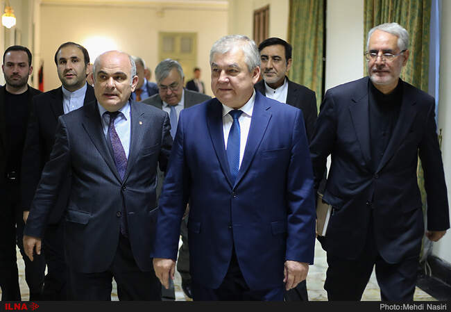 الکساندر لاورنتیف