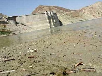 تنها ۱۶ درصد از ظرفیت سدهای گلستان آب دارد