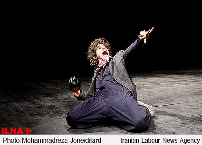 نمایش الیور تویست