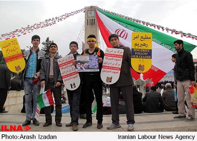 گزارش تصویری دوم از راهپیمایی ۲۲ بهمن در قم