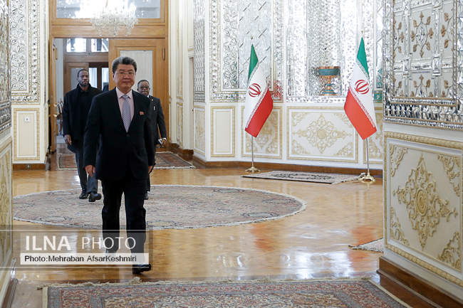 نشست وزیر امور خارجه با سفرا و روسای نمایندگی‌های خارجی مقیم تهران