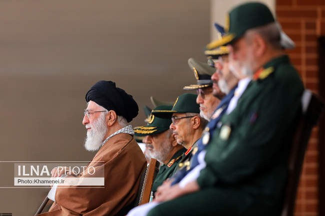 حضور و سخنرانی  رهبر معظم انقلاب در مراسم دانش‌آموختگی دانشجویان دا