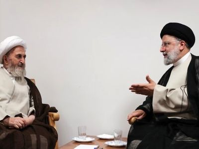 آیت‌الله سبحانی خواستار توجه به ملاحظات دینی در ساخت مسکن شد