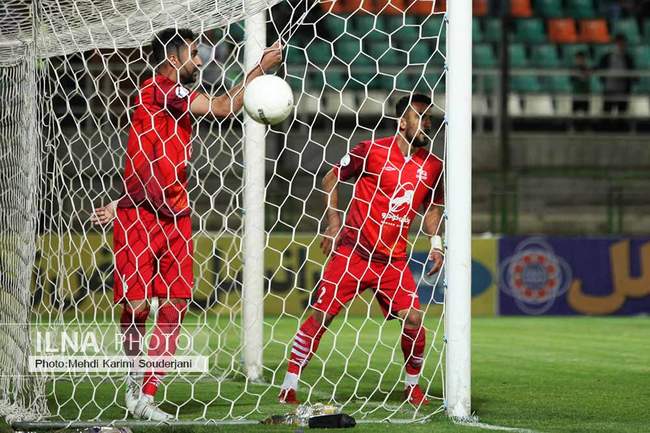 تساوی ذوب آهن اصفهان مقابل تراکتور سازی تبریز 