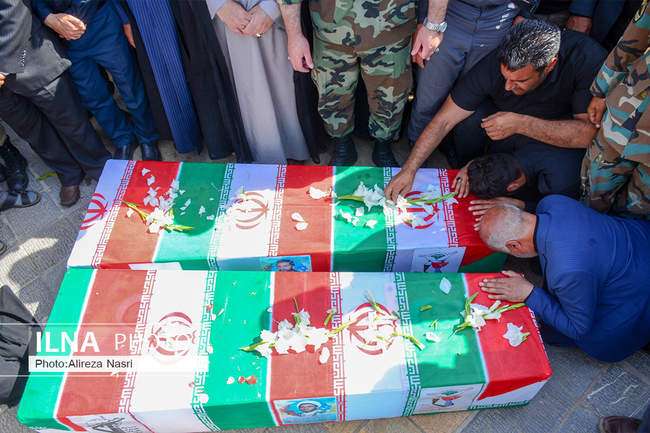 تشییع دو شهید تازه تفحص شده دوران دفاع مقدس در قزوین