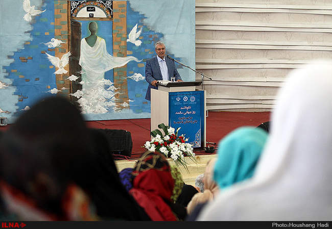 نکو داشت روز جهانی سالمند با حضور وزیرکار در بوستان جوانمردان