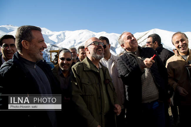 بازدید رئیس بنیاد مستضعفان از فاز ۳ آزادراه تهران شمال