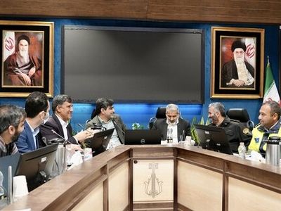 بررسی اصلاحات هندسی و رفع گره‌های ترافیکی کرج در هفتمین جلسه شورای ترافیک