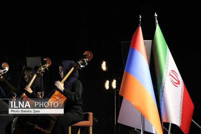 ارکستر سمفونیک فیلارمونیک ارمنستان در تخت جمشید